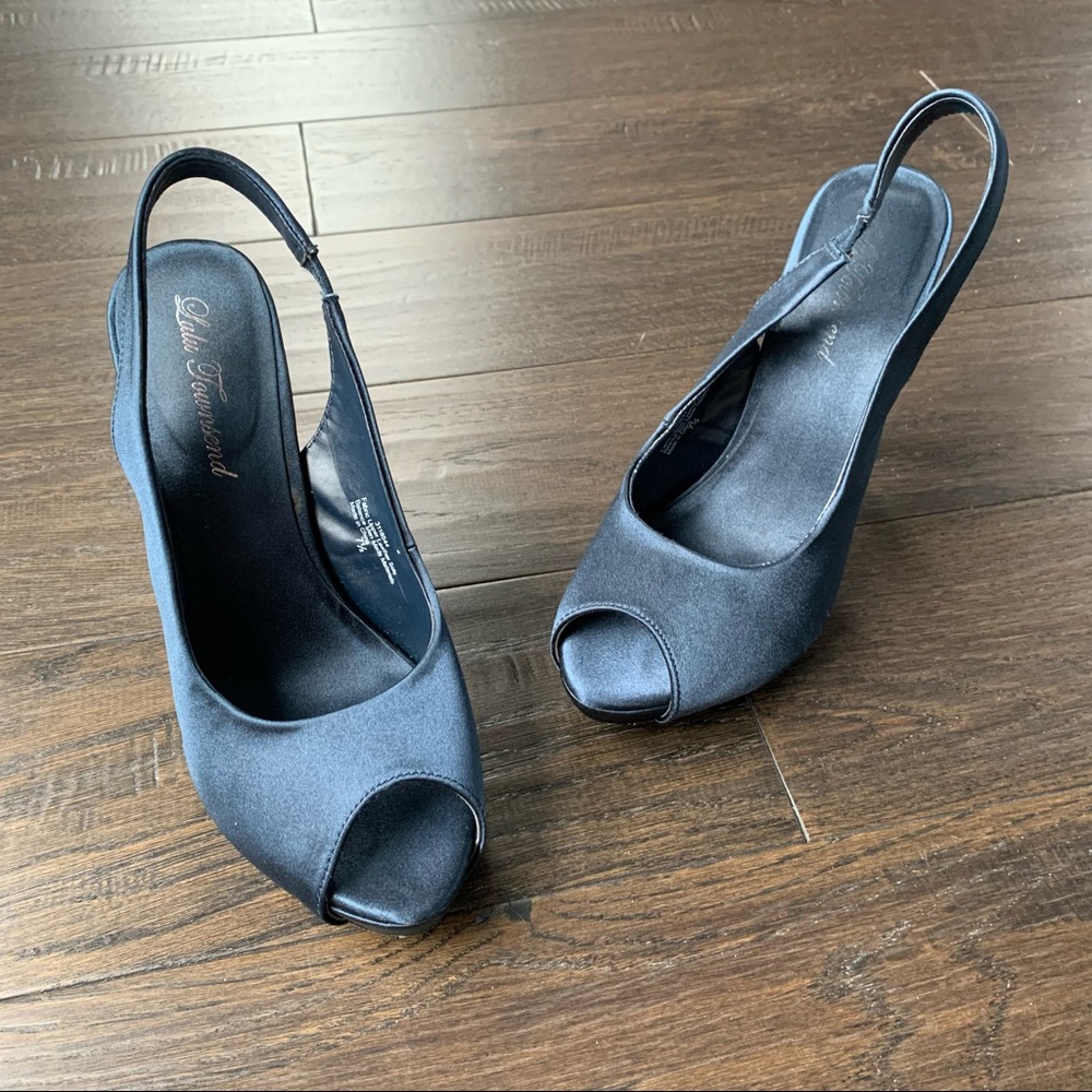 Lulu Townsend Size 7.5 Royal Blue Open Toed Fabric 4.5 Inch Platform High Heels
